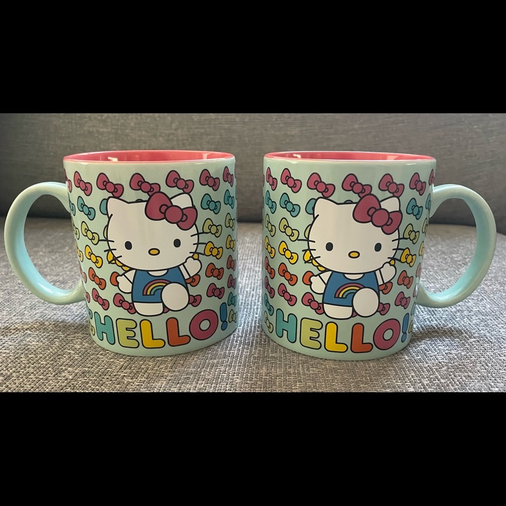 Set of 2 Hello Kitty Mugs